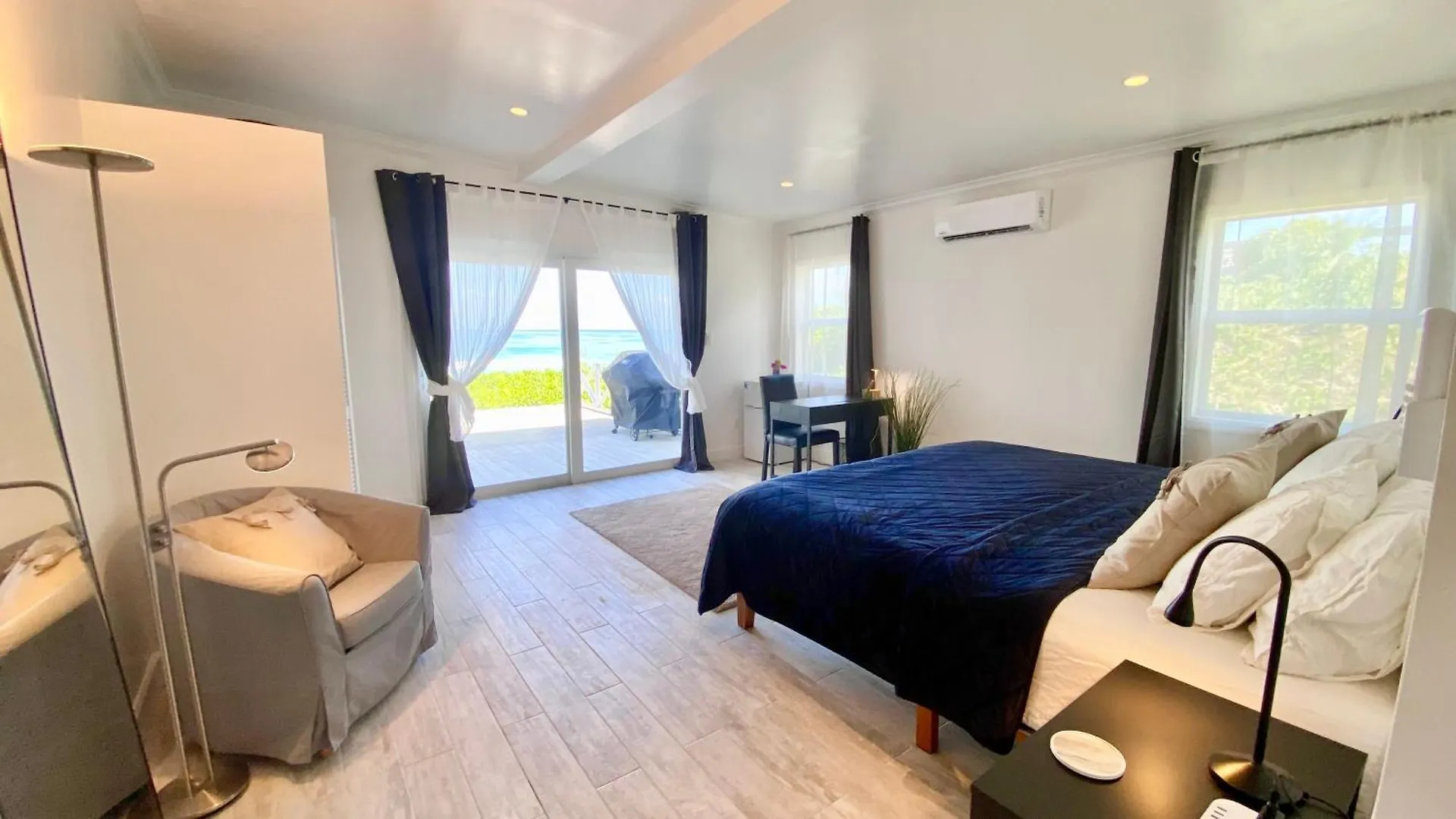 Eleuthera Retreat - Private Villa & Cottages On Pink Sand Beachfront Palmetto Point