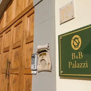 *** Couette-café Palazzi Italie
